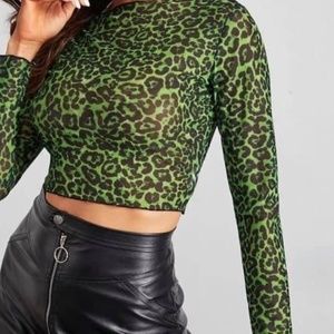 Women’s leopard outfit